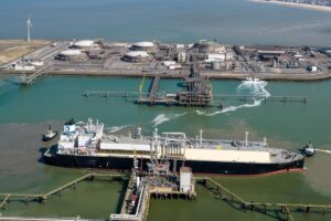 Read more about the article EU Buys Record Amount of Russian Gas as Europe Balances Energy Security and Future Sanctions