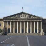 France Bans Social Media for Under-15s as New Law Targets Child Online Safety