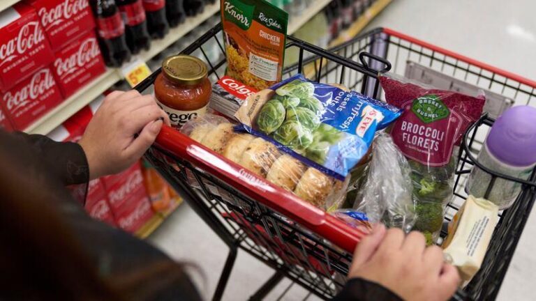 U.S. Consumers Are Pulling Back: 7 Money Signals Americans Should Watch This Week