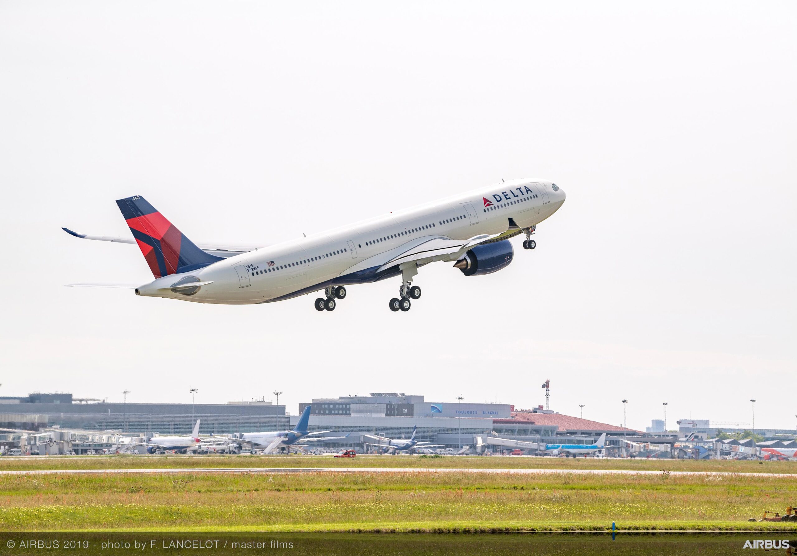 You are currently viewing Delta Expands Austin Network: What the Airline’s International Growth Means for DAL Stock