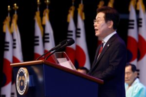 Read more about the article South Korea Proposes Talks to Officially End War With North Korea