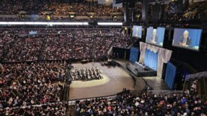 Read more about the article Warren Buffett Says the Stock Market Feels Like a Casino: 7 Warning Signs Investors Should Watch Now
